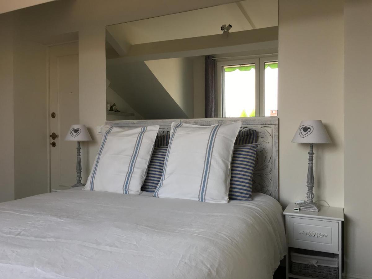 Apartment Pied A Terre With Terrazza In Milan City Center Bagian luar foto