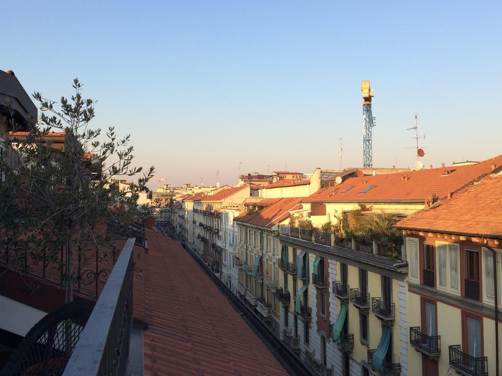 Apartment Pied A Terre With Terrazza In Milan City Center Bagian luar foto